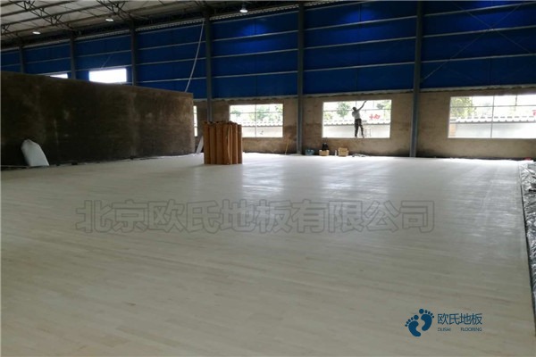 學(xué)校籃球場館木地板生產(chǎn)工藝3